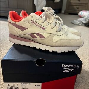 Reebok classics size 8
